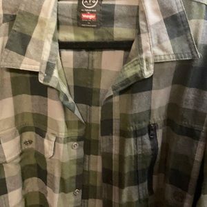 Wrangler ATG Green Flannel Size XL